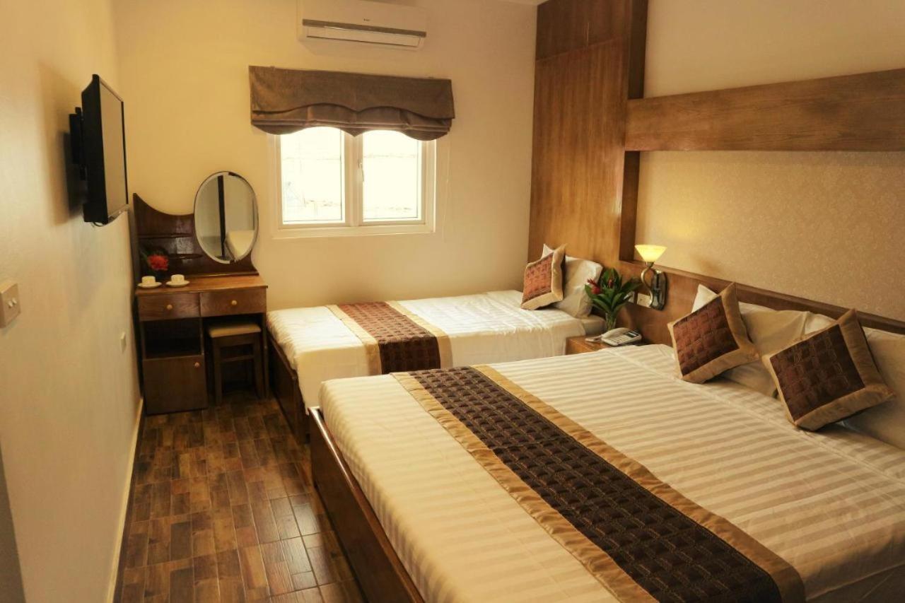 V Central Hotel Vang Vieng Bagian luar foto